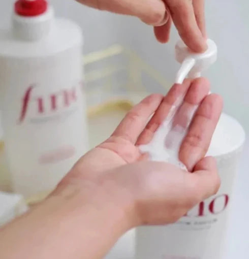 Shiseido Fino Premium Touch Hair Shampoo 550ml - Σαμπούαν για βαθιά θρέψη, ενυδάτωση και αναδόμηση.