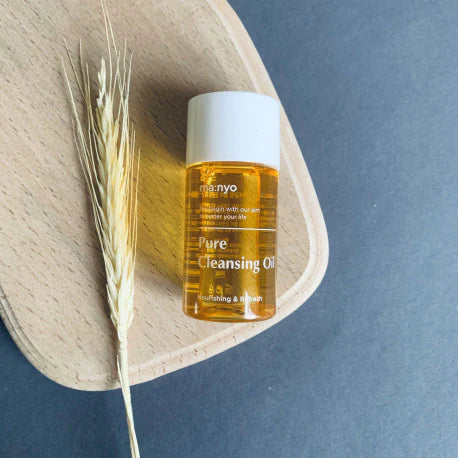 ma:nyo Pure Cleansing Oil 25ml - Απαλό λάδι ντεμακιγιάζ με φυτικά έλαια